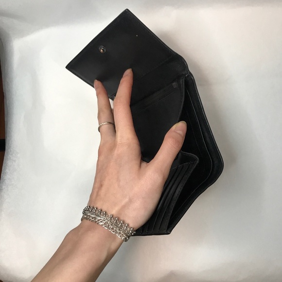 Citi Grid Stacked Print Bi-Wallet - Picture 3 of 5